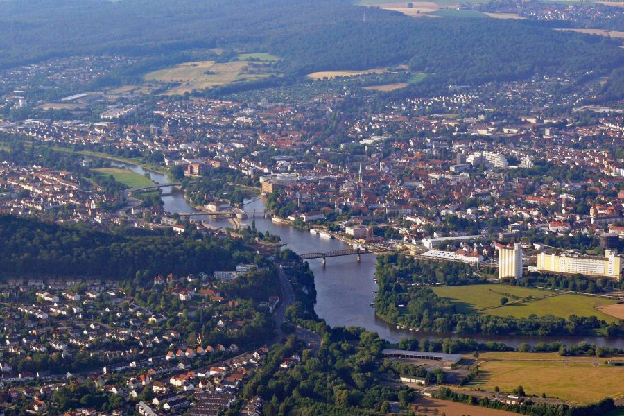 Luftaufnahme von Hameln und Umgebung